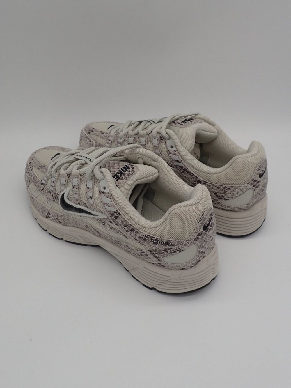 NIke P-6000 Womens